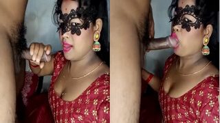 Desi Bhabhi Blowjob and Ridding Dick