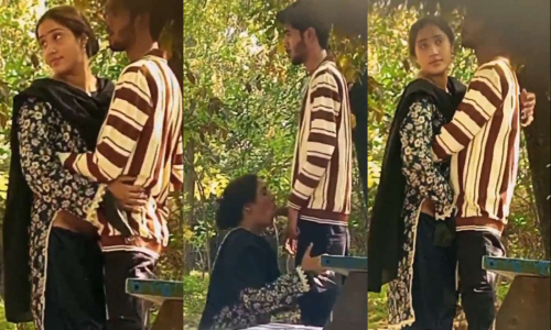 Desi Horny Couple Gf Sucking And Fucking in Garden Outdoor Fun Viral Video